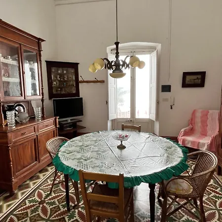 Centro Storico - Casa Vacanze “ Ribera “ * Gallipoli